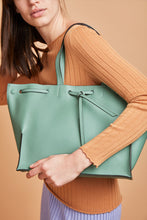 Load image into Gallery viewer, Edie Bag - Celadon
