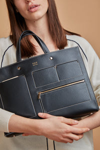 CL Pocket Grand Tote - True Black