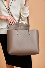 Load image into Gallery viewer, Carryall Tote - Porcini
