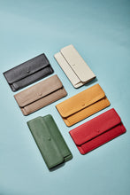 Load image into Gallery viewer, Slim Wallet Clutch - Creme
