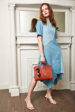 Load image into Gallery viewer, Pocket Tote - Sienna
